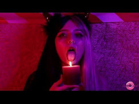 ❤️ Blowjob ya Shauku kutoka kwa Sexy Succubus yenye Utimilifu wa Kinywa Ponografia tu ❌