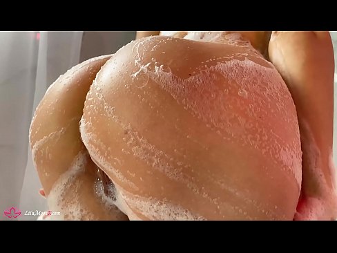 ❤️ Brunette Anapiga Pussy kwa Pussy kwa Vibrator hadi Orgasm kali katika Shower Ponografia tu ❌